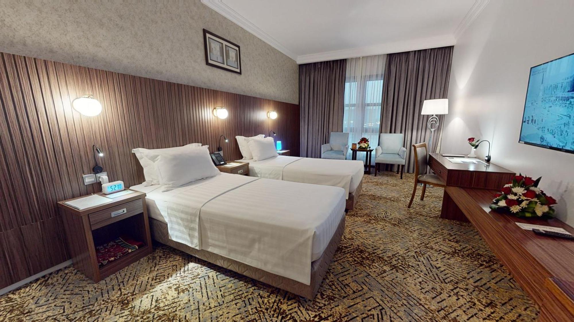 Mias Al Madina Hotel 4*